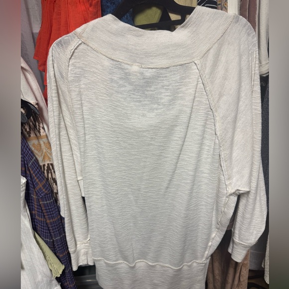 We The Free Palisades Off-the-Shoulder Top in Ivory Size Small EUC Retail $68 - Picture 6 of 7